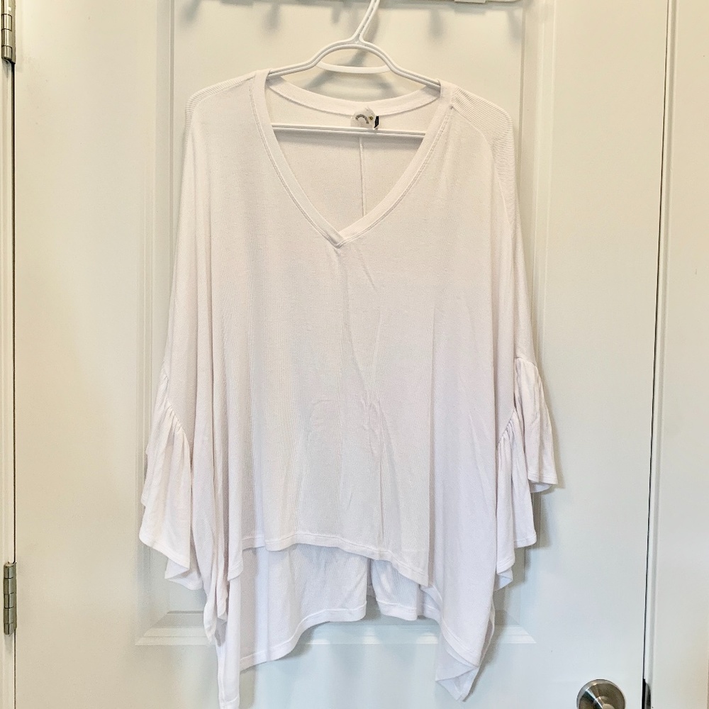 Anthropologie Akemi + Kin Capa Flutter Tunic